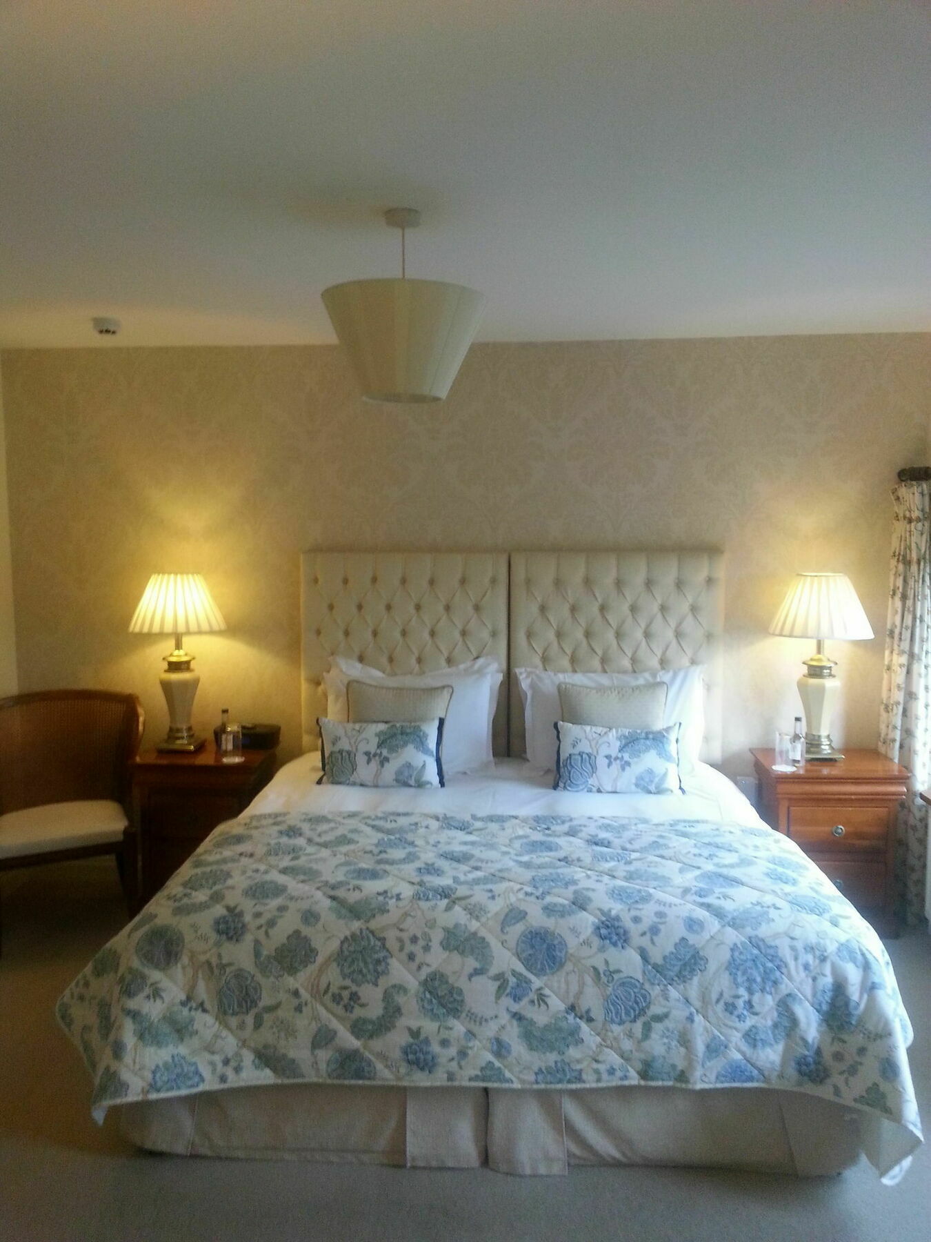 Bath Lodge Castle Woolverton Экстерьер фото